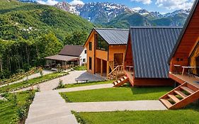Guest House Astrit Villi